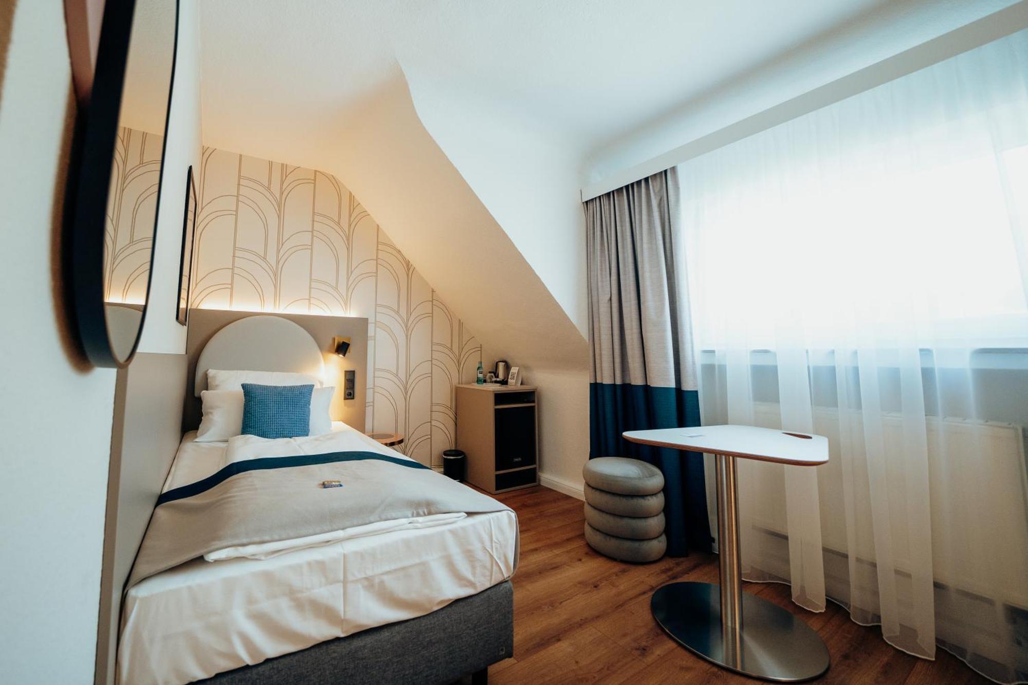 Guestified Liyana Hotel Ratingen Exterior foto